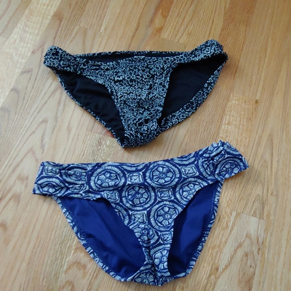 Size small bikini bottoms